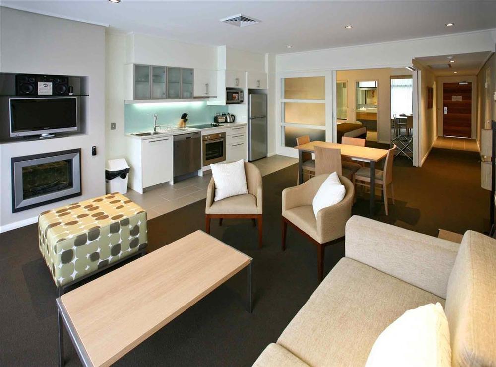 Aparthotel The Sebel Heritage Park